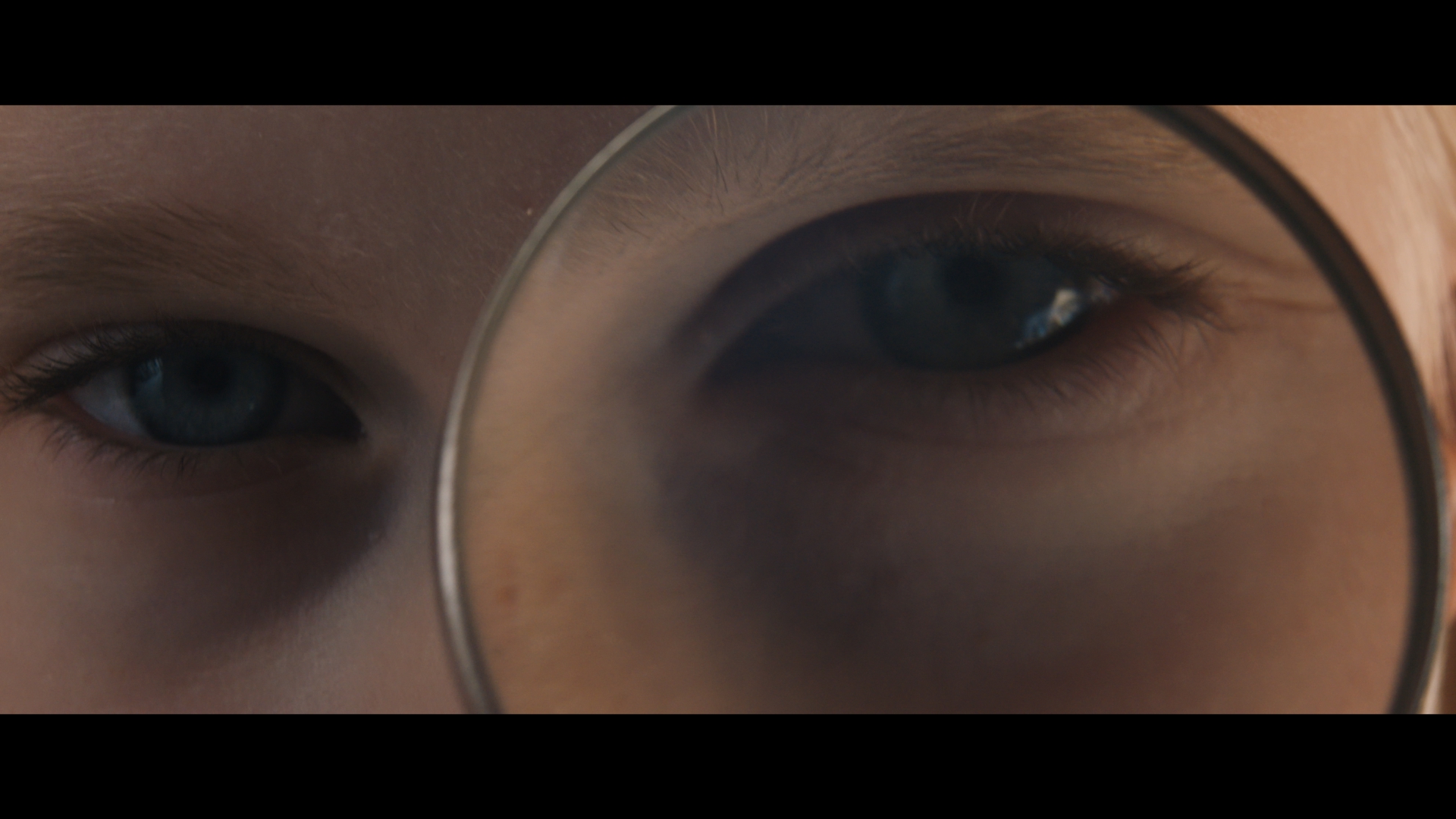 eszter galambos, Little detective is a short film directed by Abishek Singh. cinematographer: Eszter Galambos
